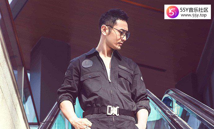 黄晓明端水大师