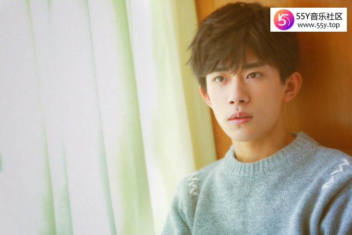 佟丽娅说错话得罪易烊千玺粉丝