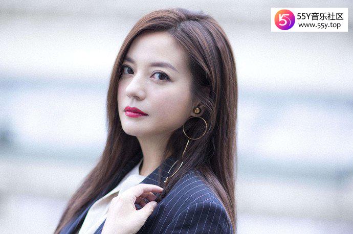 赵薇辟谣离婚传闻