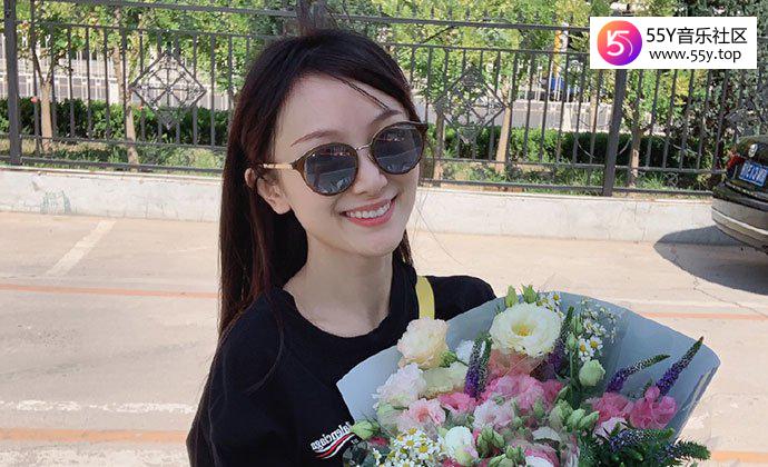 演员鲁佳妮照片
