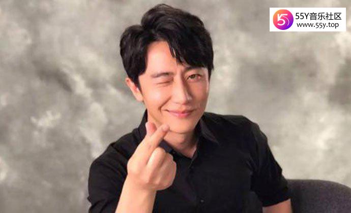 黄轩承认恋情 火速认爱女友工作室透露女友是圈外人