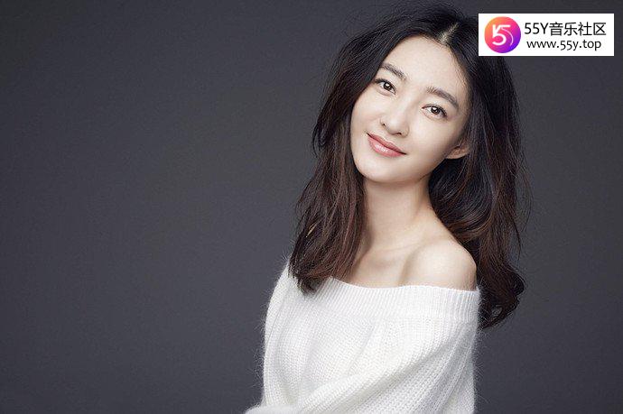 郑元畅夸王丽坤素颜有气质