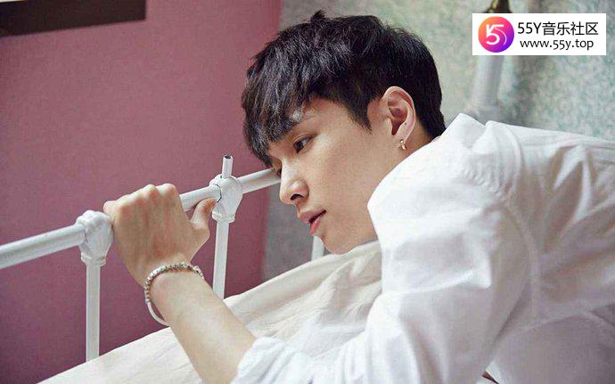 鹿晗张艺兴两人正面开撕