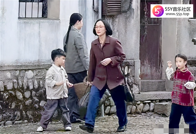 屠呦呦亲自点名周迅出演