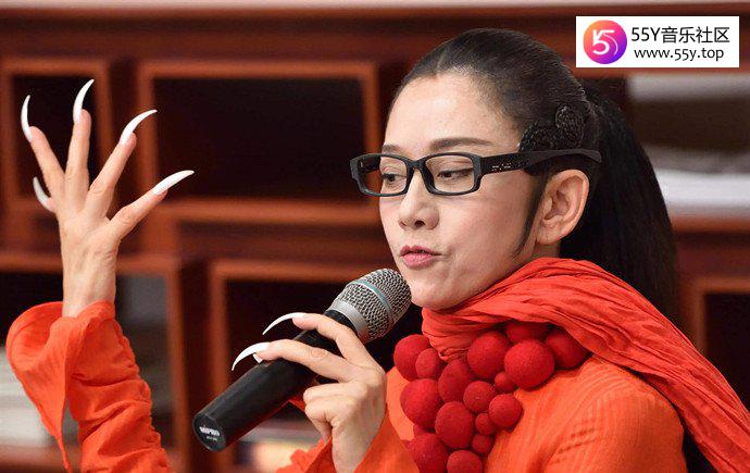 陈数为杨丽萍发声 陈数说了什么获好评？