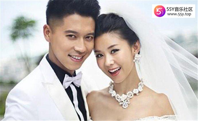 李小萌与王雷结婚