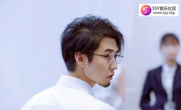 刘循子墨女友事件 与女友葛布在一起还去撩女？