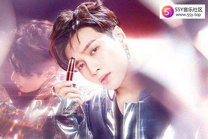 张艺兴易烊千玺竞争资源 比一比两人究竟谁更有实力呢