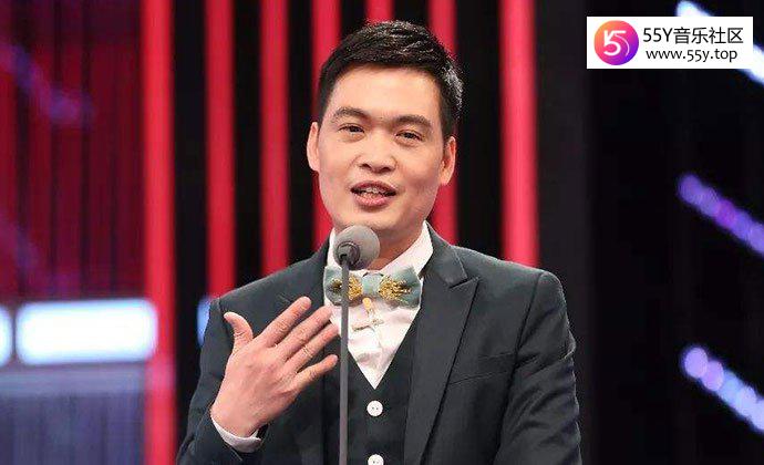 梁海源照片