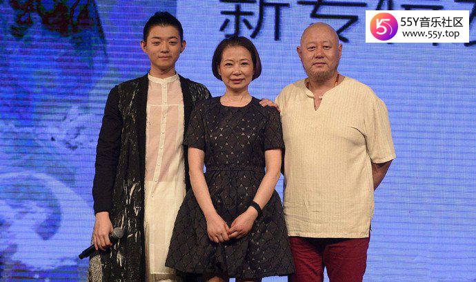 霍尊妈妈有什么惊人来历 天后那英都要叫一声姐姐