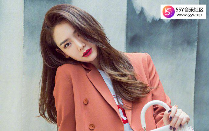 李若彤戚薇发文力挺杨丽萍