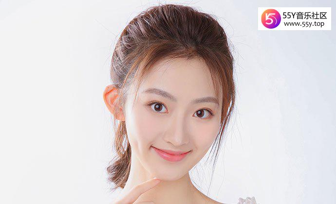 杨雨潼照片