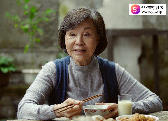 归亚蕾剧照