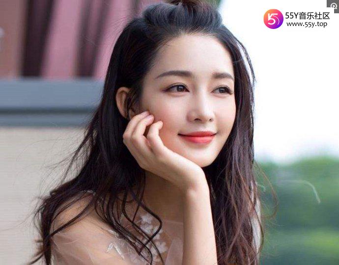 李沁有金主在捧吗