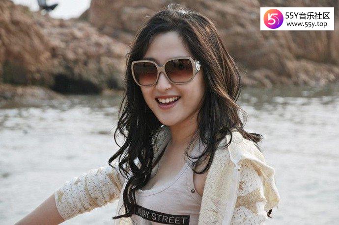 金美儿目前还是单身