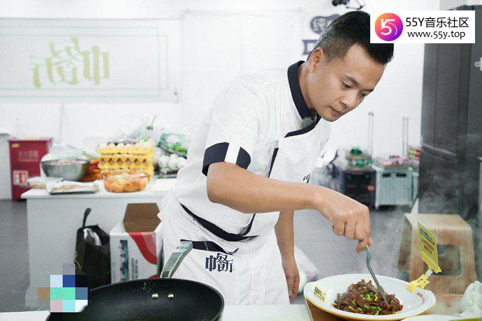 中餐厅里的林大厨