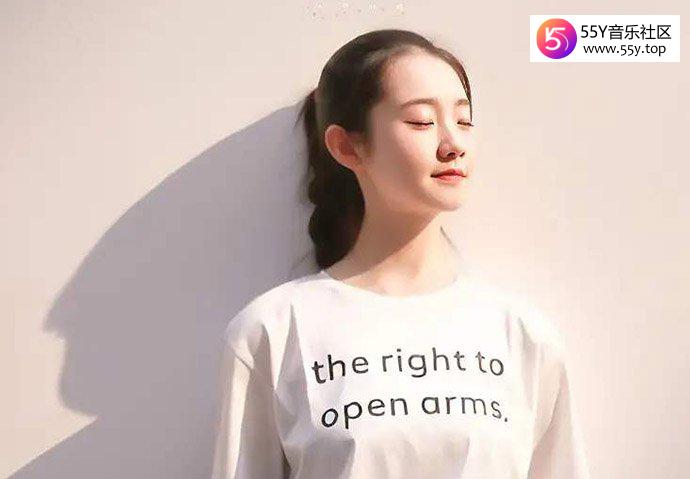 虞书欣为张艺凡打call的原因